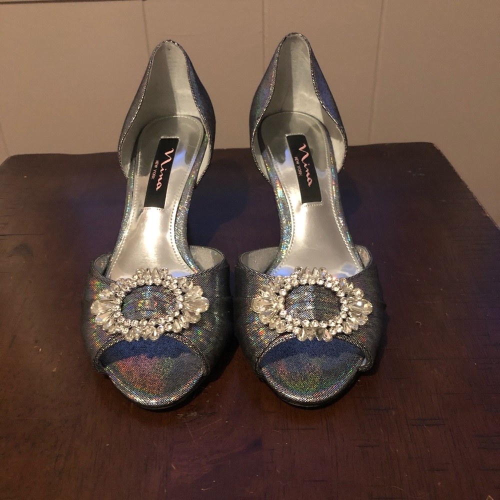 Nina Pumps